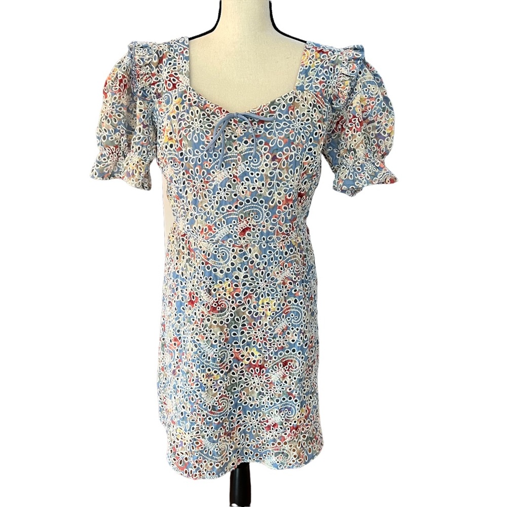 Floral Print Crochet Puff Shoulder Dress Size: 4